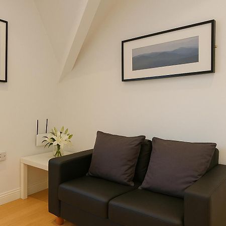 2 Bedroom Apartment Nr City Centre, Uni & Parks Кардиф Екстериор снимка
