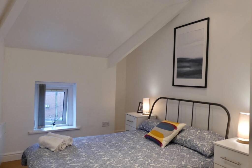 2 Bedroom Apartment Nr City Centre, Uni & Parks Кардиф Екстериор снимка